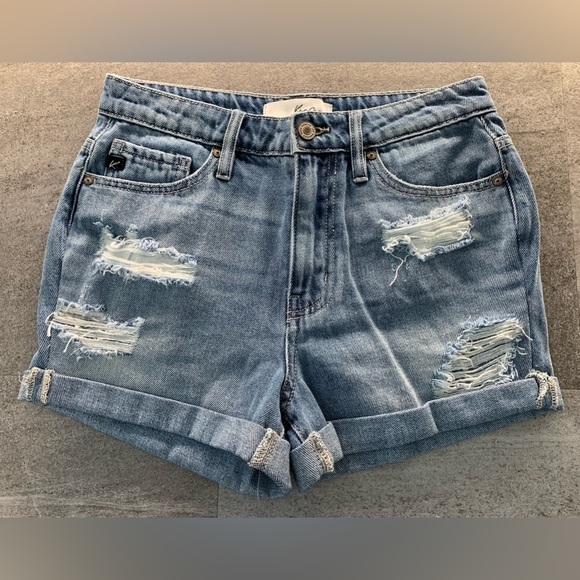 Kancan Ashford Distressed Cuffed Denim Shorts - Picture 12 of 16